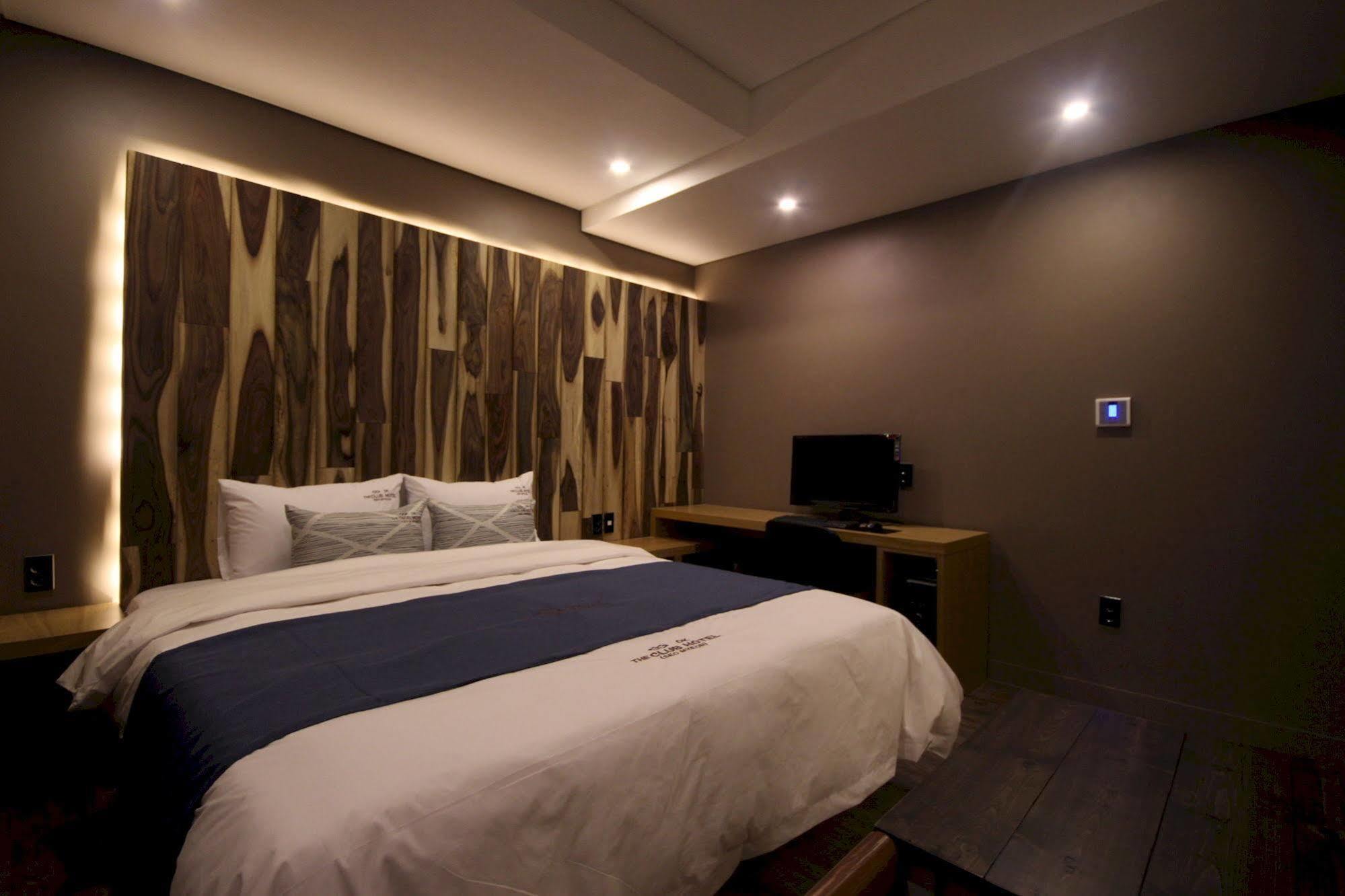 The Club Hotel Seomyeon Пусан Экстерьер фото